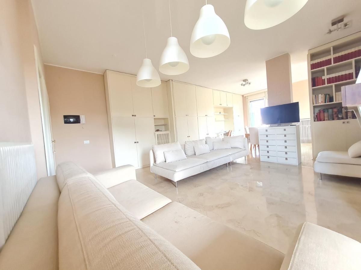 ميلان Ottoboni Charme Apartment With Terrace المظهر الخارجي الصورة